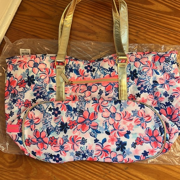 NWT Lilly Pulitzer Insulated Beach Tote - Picture 14 of 15